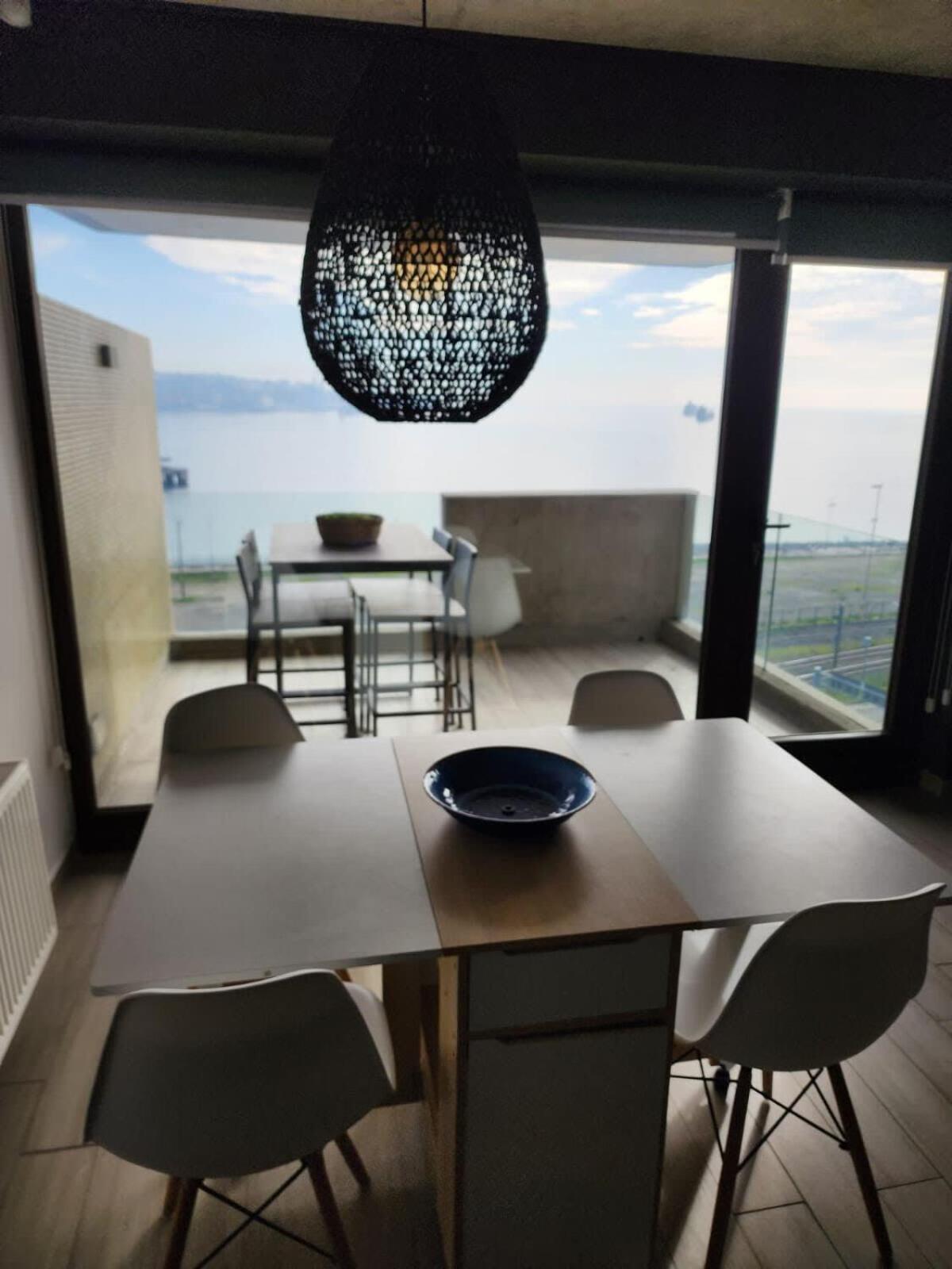 Estudio Nuevo Con Preciosa Vista Con Estacionamiento Servicio Hom Apartamento Valparaíso