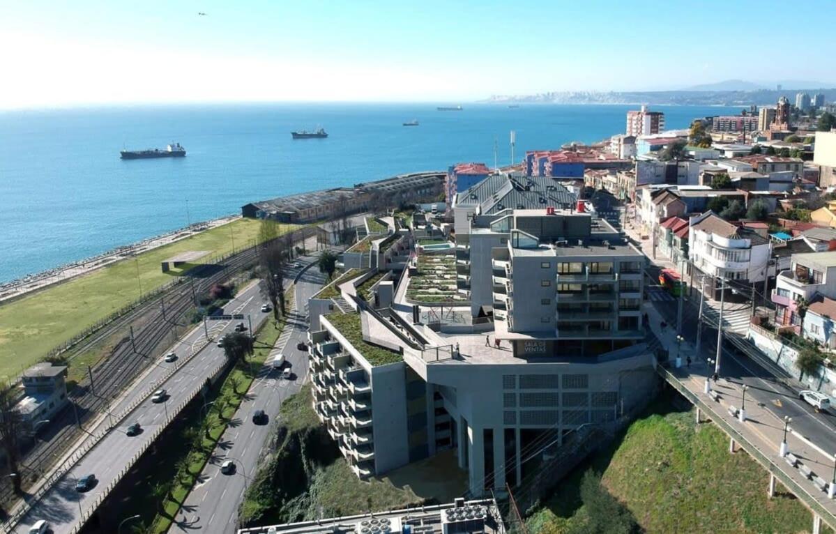 Estudio Nuevo Con Preciosa Vista Con Estacionamiento Servicio Hom * Valparaíso