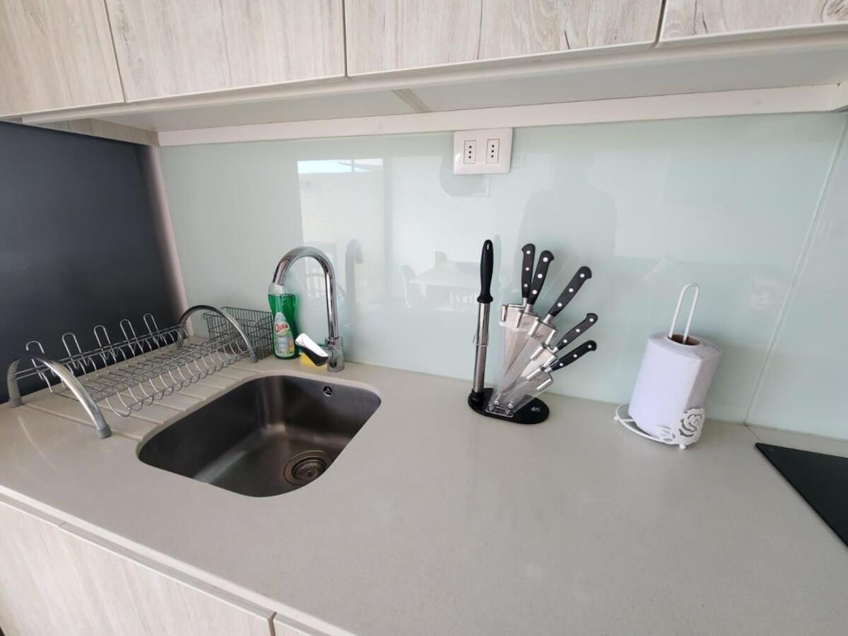 Estudio Nuevo Con Preciosa Vista Con Estacionamiento Servicio Hom *