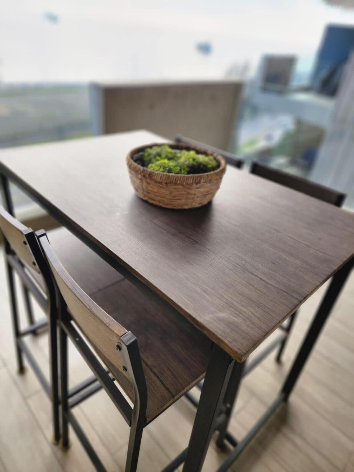 Apartamento Estudio Nuevo Con Preciosa Vista Con Estacionamiento Servicio Hom Valparaíso